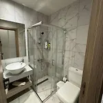 Georgiana Apartment