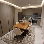 Georgiana Apartment